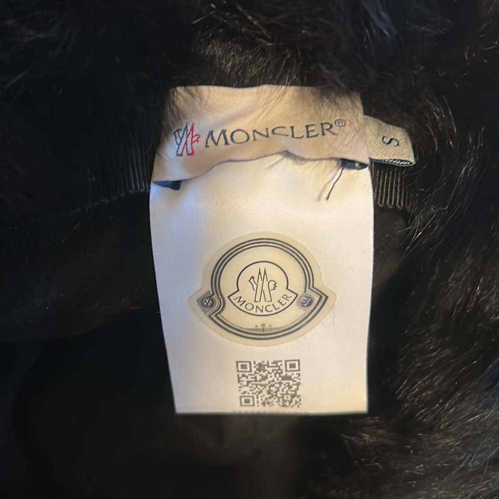Moncler Fur Hat - Picture 4 of 5